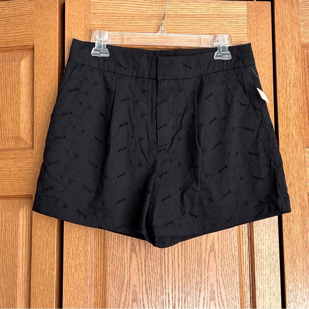 a new day Black High Waist Eyelet Women’s Shorts size 8